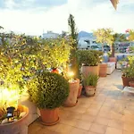 Cosy Penthouse Le Port 2 Bedroom - 2 Bath *