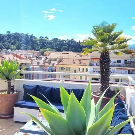 Cosy Penthouse Le Port 2 Bedroom - 2 Bath
