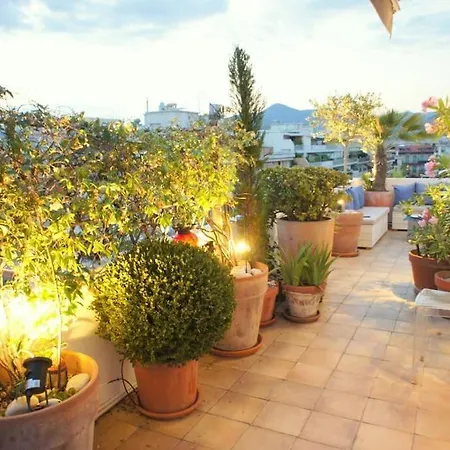 Cosy Penthouse Le Port 2 Bedroom - 2 Bath *
