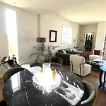 公寓 Cosy Penthouse Le Port 2 Bedroom - 2 Bath *