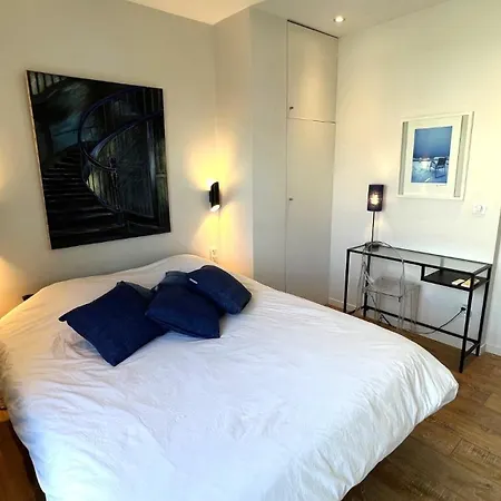 Cosy Penthouse Le Port 2 Bedroom - 2 Bath 尼斯