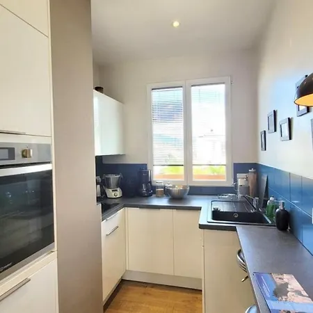 Cosy Penthouse Le Port 2 Bedroom - 2 Bath * Nizza